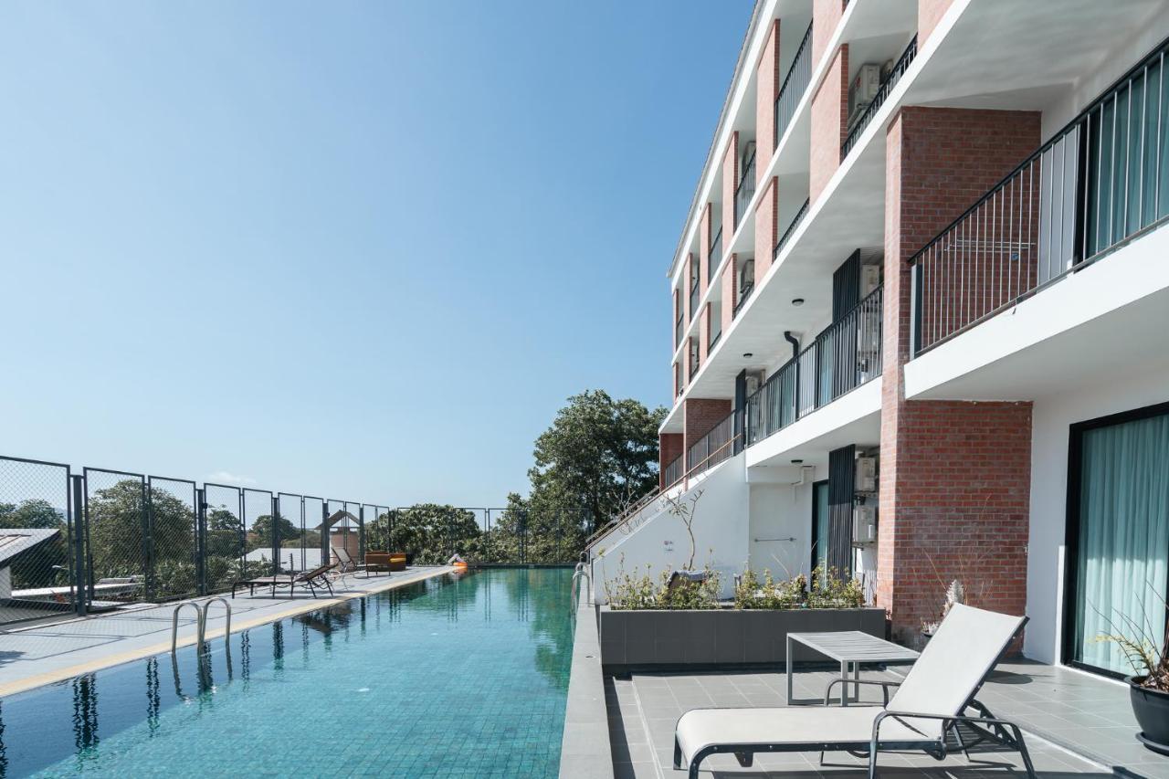 Marina House Muaythai Ta-Iad Phuket Chalong Exterior foto